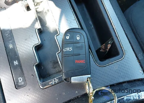 2011 Dodge Charger z USA, uszkodzony, nr VIN 2B3CL3CG5BH612709